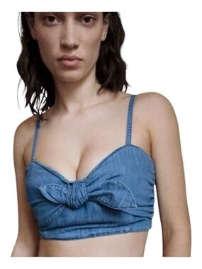 ZARA The 90’s Collection Cristina Crop Top, Size M.